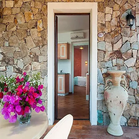 Apartmán Coastal Hideaway With Pool *