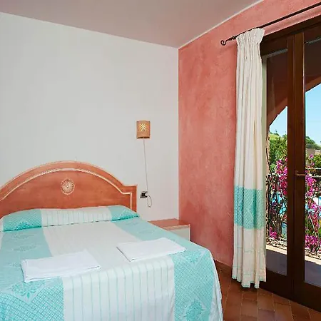 Apartment In With Swimming Pool