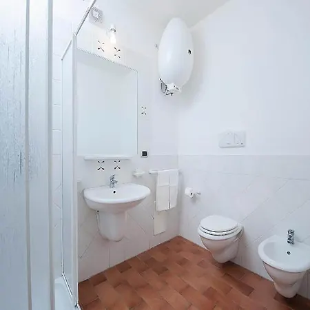 In With Swimming Pool Apartment