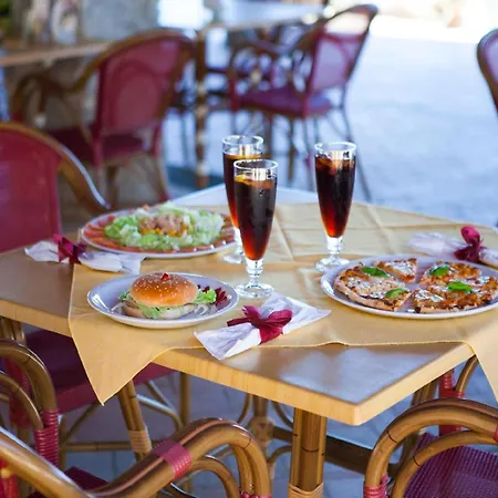 Coastal Hideaway With Pool Daire *