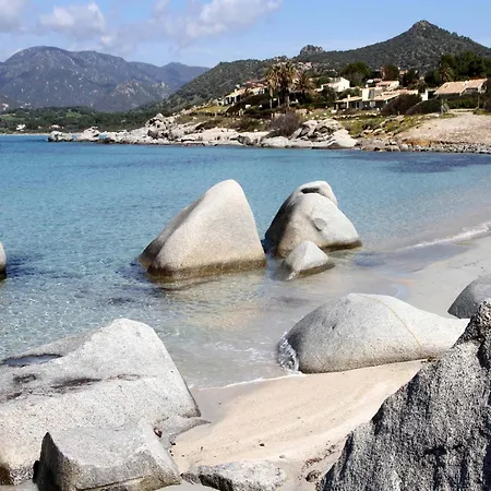 Coastal Hideaway With Pool Appartement Villasimius